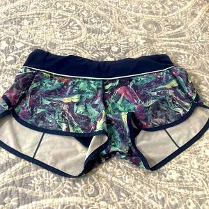 Lululemon speed shorts size 4